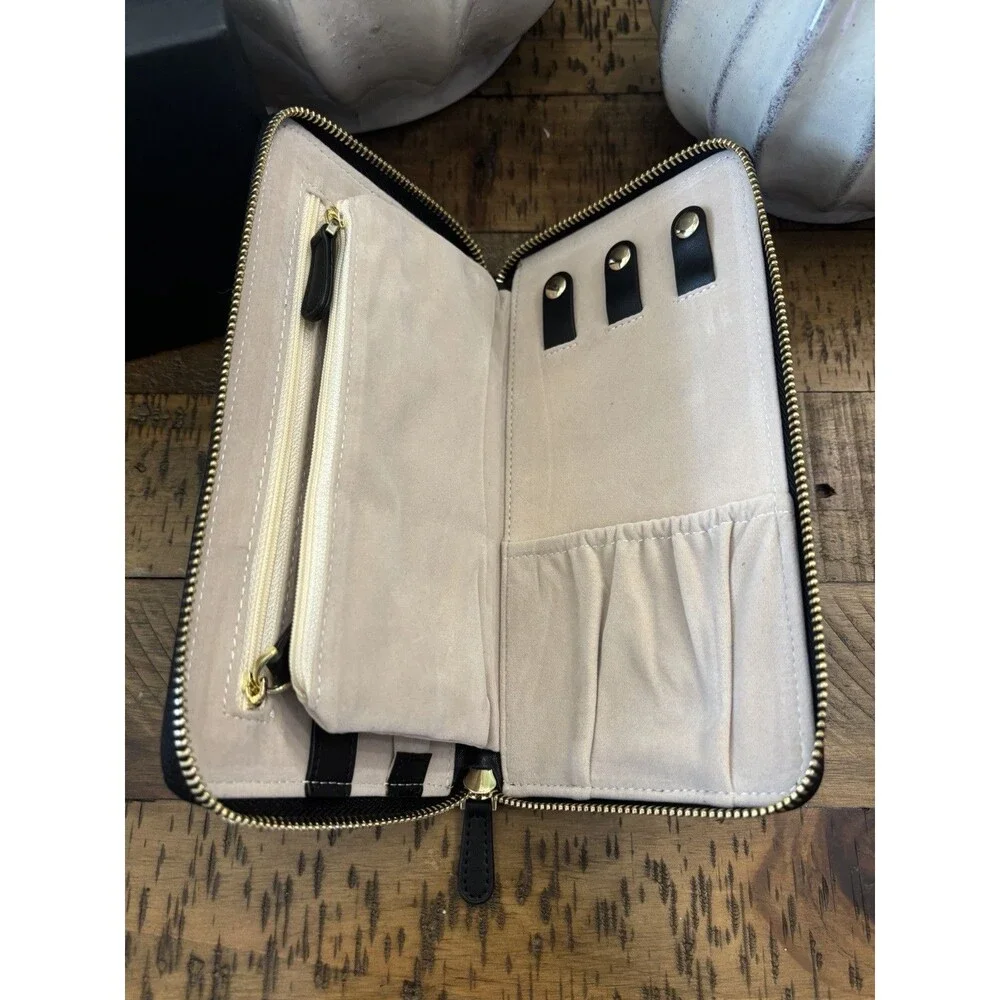 Hotel Collection Slim Jewelry Case Black Travel Organizer Zip NWT Leather $39.95